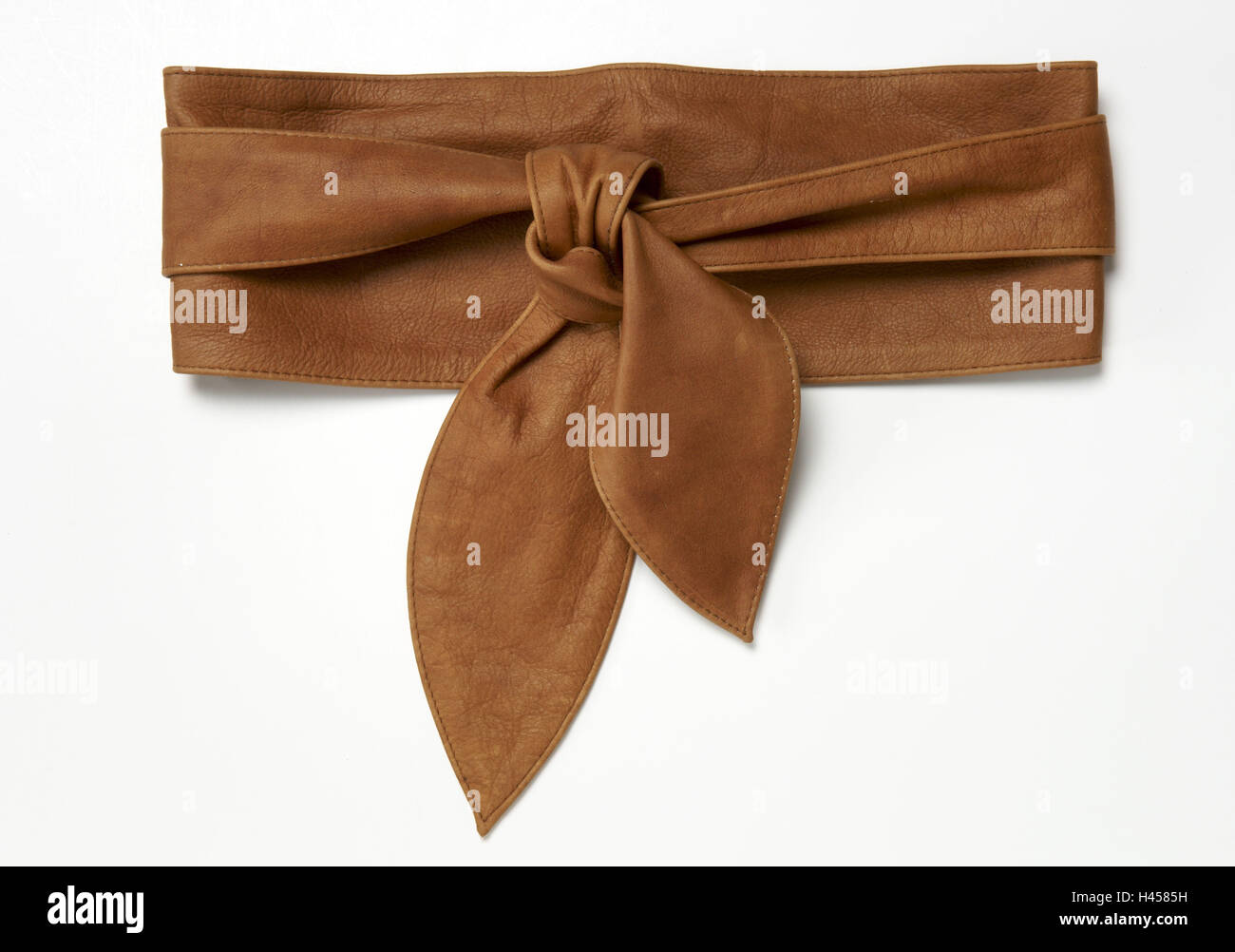 Cintura in pelle scamosciata marrone, nodo, nastro Foto stock - Alamy