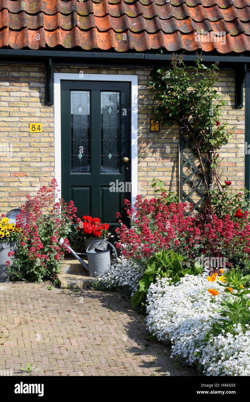 Casa, cortile anteriore, fiori, Foto Stock