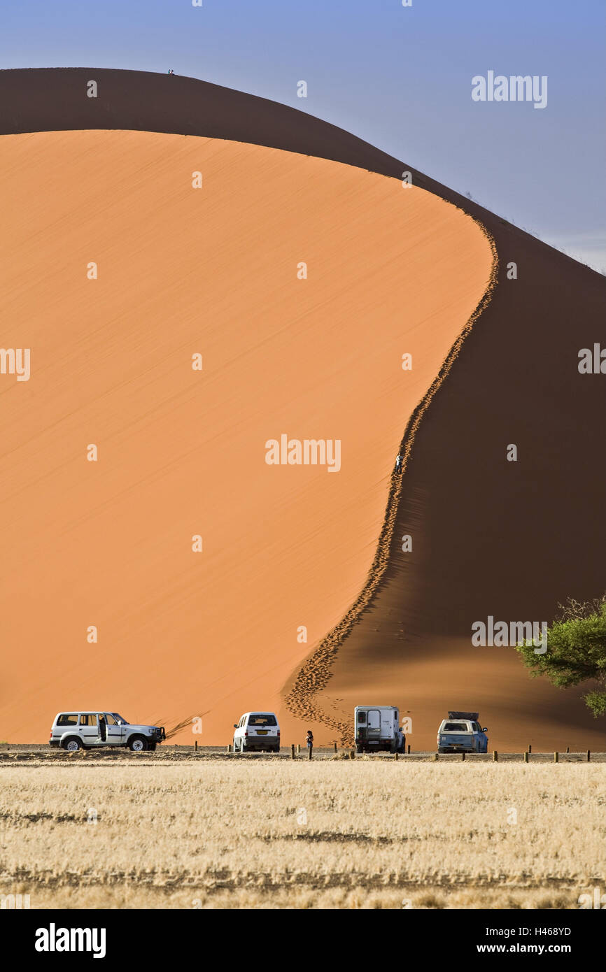 Africa, Namibia, Sossusvlei, Namib Desert, dune, dune 45, sabbia, turisti, veicoli, Foto Stock