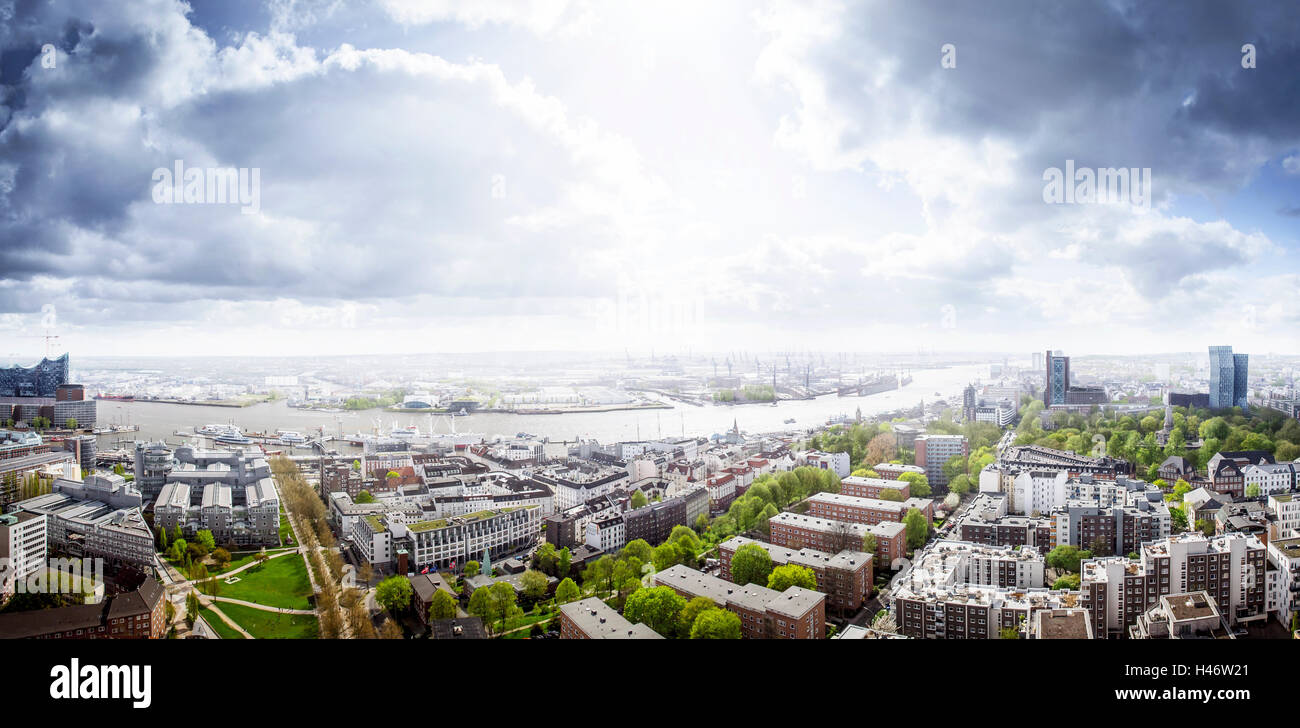 Vista della Elbphilharmonie e il porto di Amburgo, Germania Foto Stock