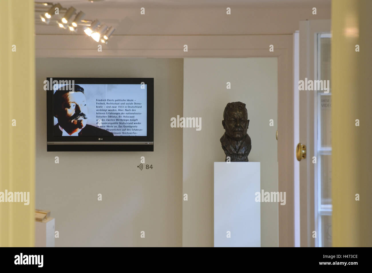 Heidelberg, Città Vecchia, Reichspräsident-Friedrich-Ebert-Gedenkstätte, luogo di nascita di Friedrich Ebert, busto Friedrich Ebert, Baden-Württemberg, Germania, Foto Stock