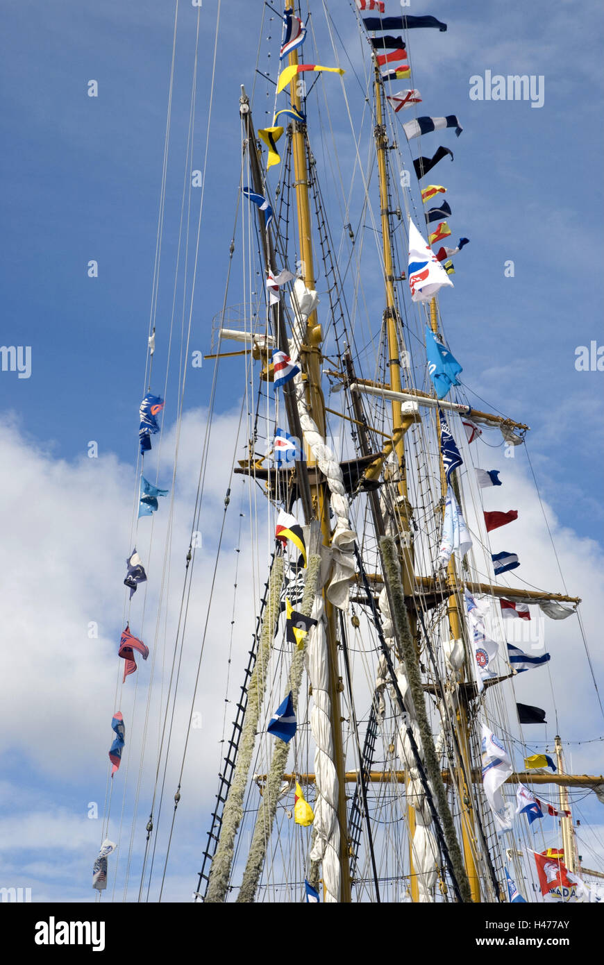 Addobbate con bandiere nave a montanti, Foto Stock