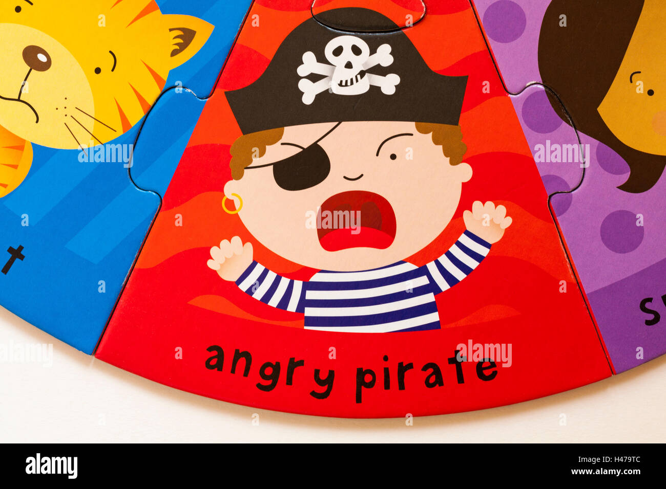 Angry pirate, parte del sistema ELC facce buffe puzzle fatto dalla foresta di cartone amichevole Foto Stock