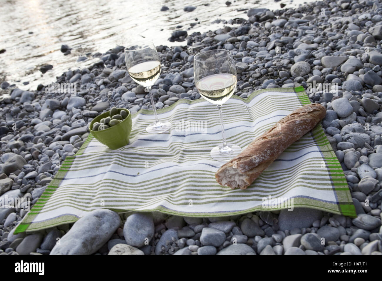 Riverside, pic-nic, still life, nessun popolo, Foto Stock