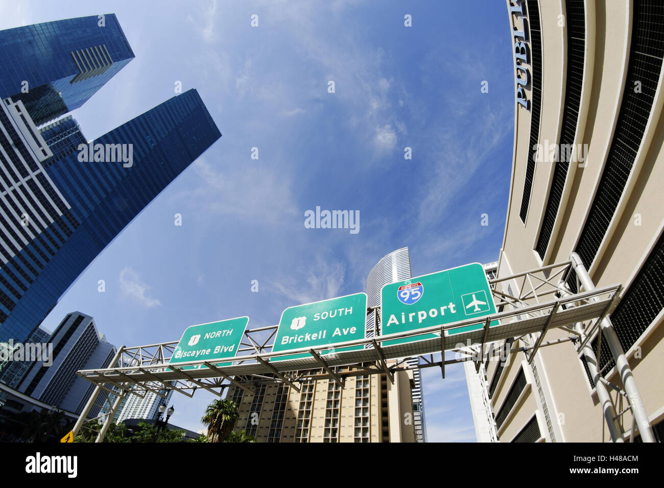 Facciata del JW Marriott Marquis Hotel, vista del cielo, fisheye, alta sorge, Downtown Miami, Florida, STATI UNITI D'AMERICA, Foto Stock