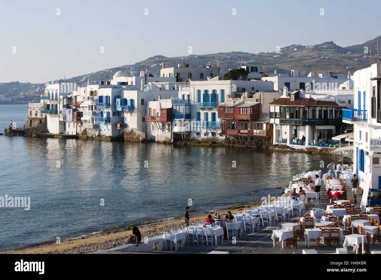 Grecia CICLADI Mykonos Mykonos, Chora, Alefkantra o Veneto quarto, anche "Piccola Venezia" chiamato, il capitano multistoried le case sono state stabilite medio 18 secolo, Foto Stock