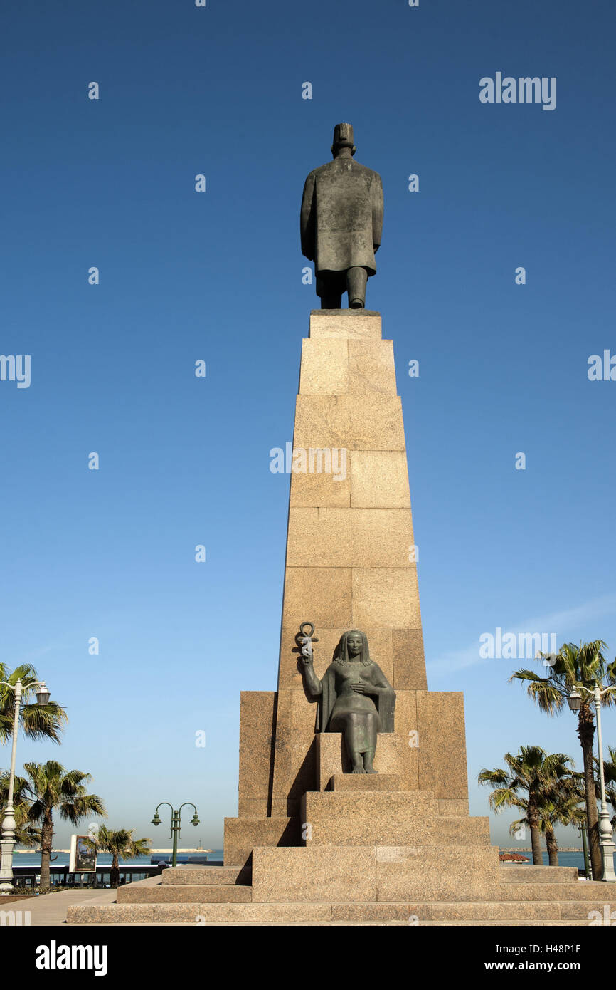 Egitto, Alessandria, Saad Zaghloul Platz con la statua di Saad Zaghloul, di un nazionalismo guida, Foto Stock