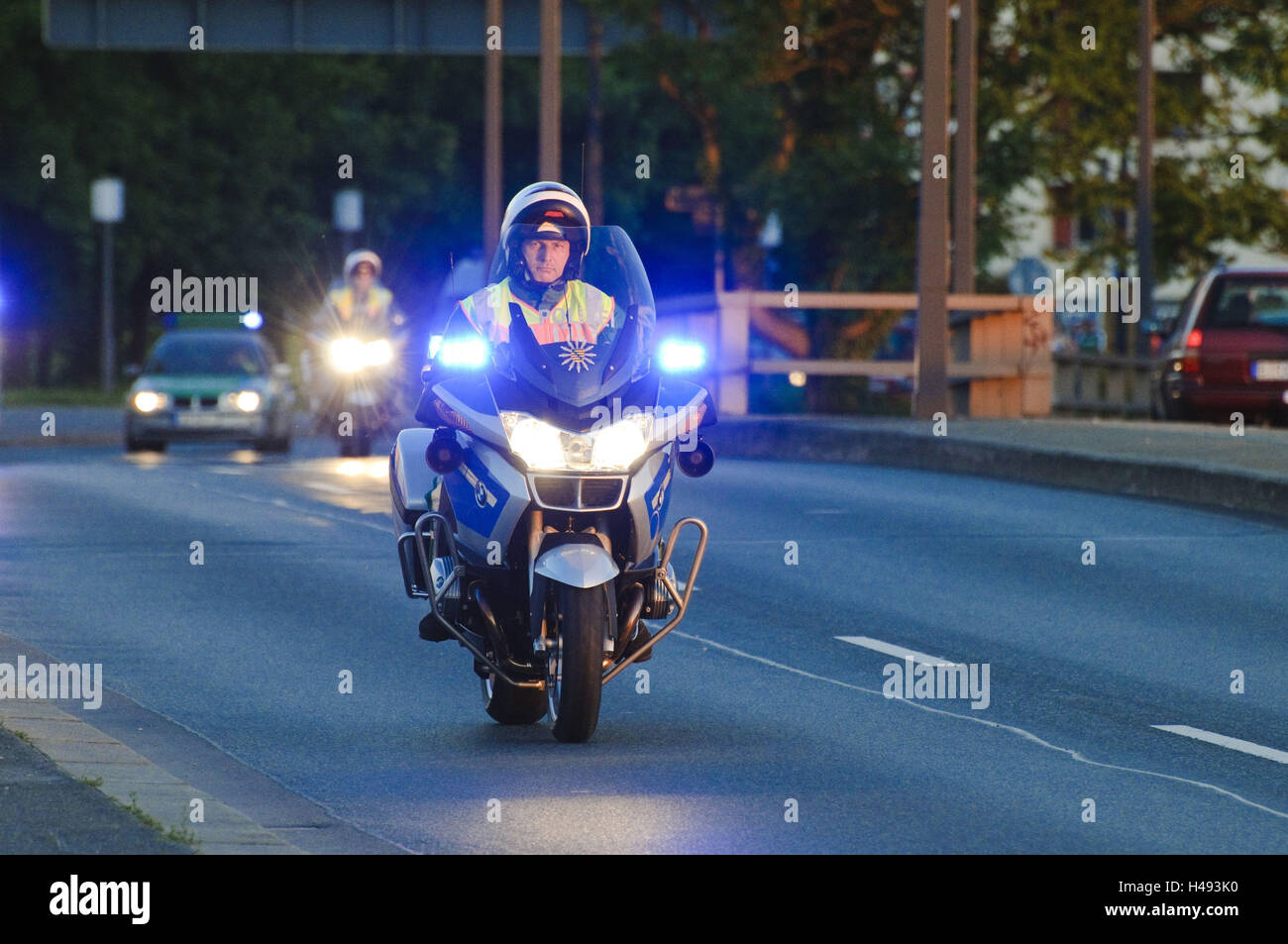 Polizia moto con luce blu, Dresda, Sassonia, Germania, Foto Stock