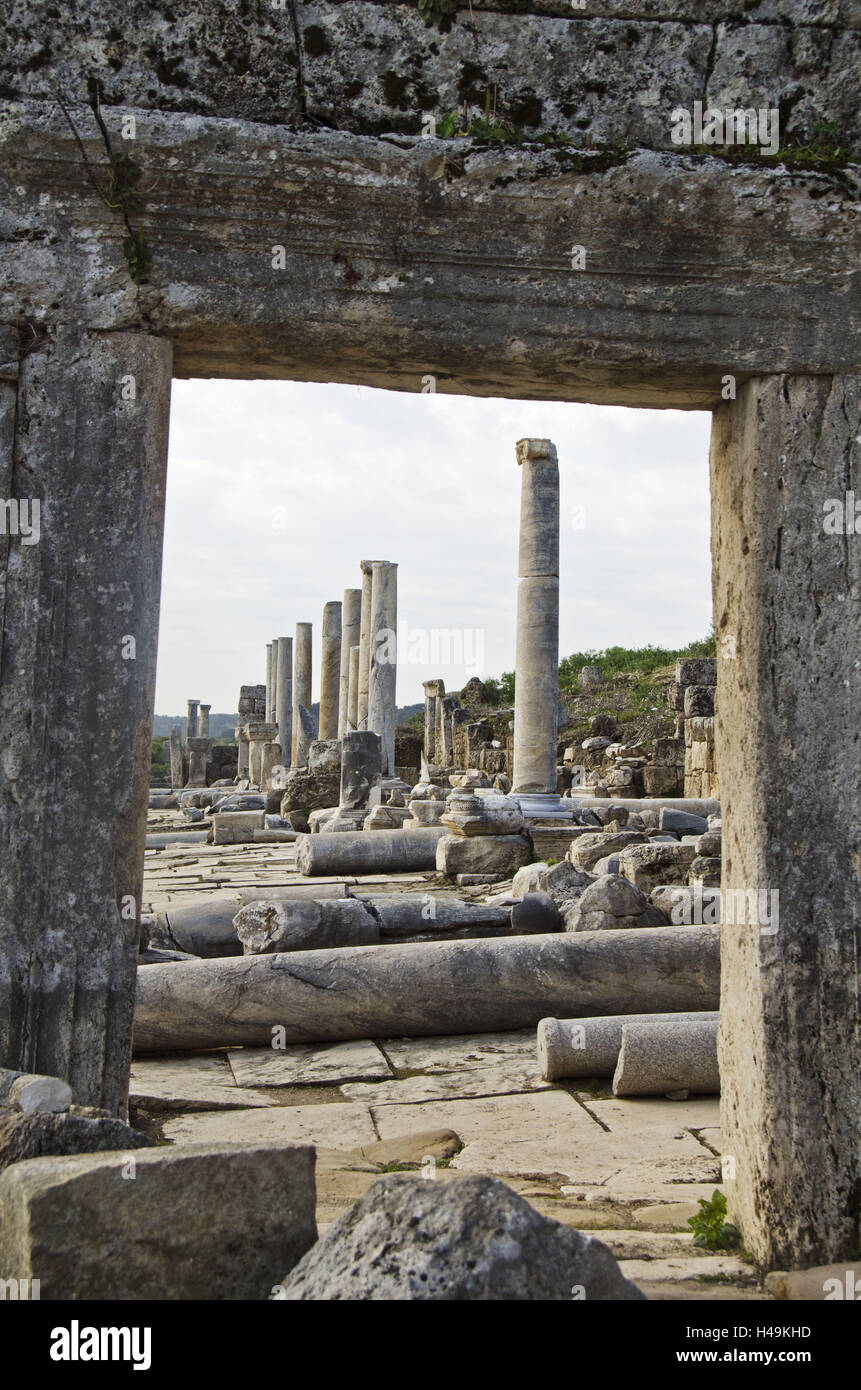 La Turchia, south coast, provincia di Antalya, Perge, sito di scavo, Säulenstrasse, pilastri, turismo, nessuno, archeologia, rovina site, città antica, in lingua greca, romana, la comunità cristiana, Paulus, Foto Stock