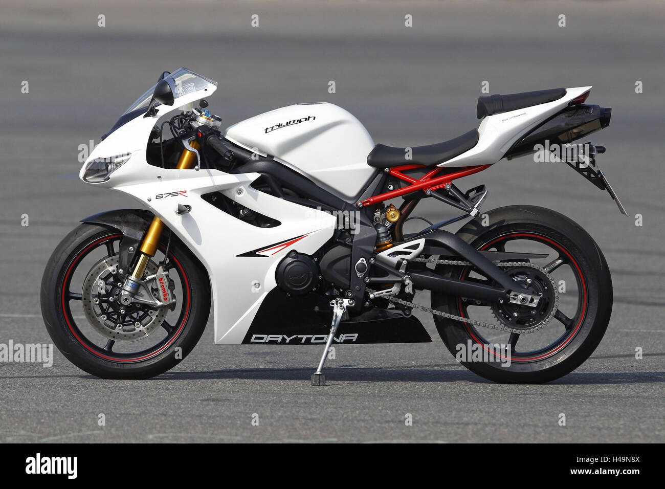 Motociclo, trionfo 675R, bianco, lato sinistro, in piedi, moto sportive, Foto Stock
