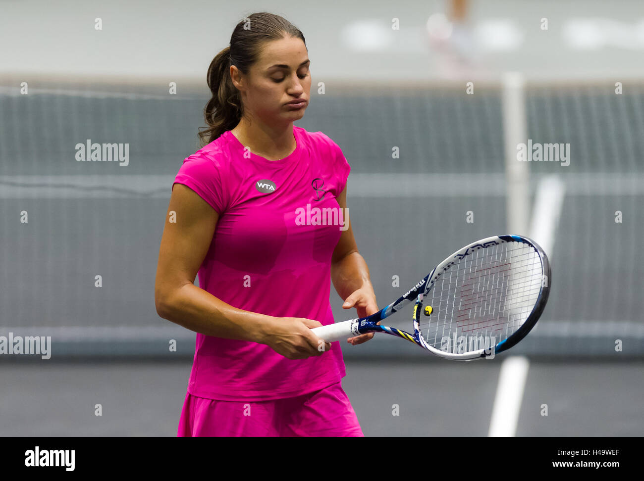 Linz, Austria. 13 ottobre, 2016. Monica Niculescu al 2016 Generali Ladies Linz WTA torneo internazionale di tennis Credito: Jimmie48 Fotografia/Alamy Live News Foto Stock