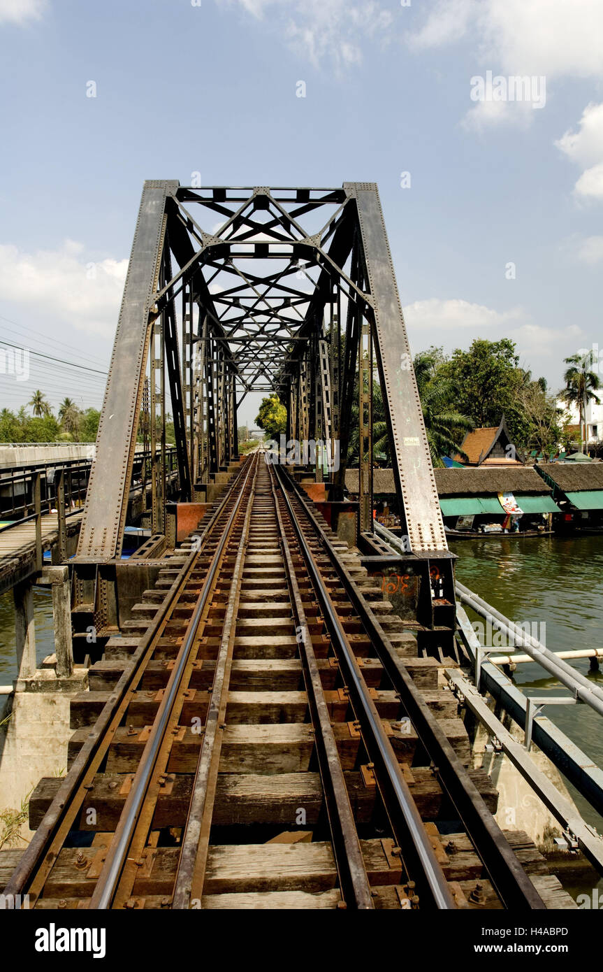 Thailandia, Bangkok, Taling Chan, il ponte ferroviario, Asia del sud-est asiatico, città capitale, parte comune, traffico, trasporti ferroviari, fiume, il ponte ferroviario, rotaie, le vie, ruggini arrugginito, deserte, Foto Stock