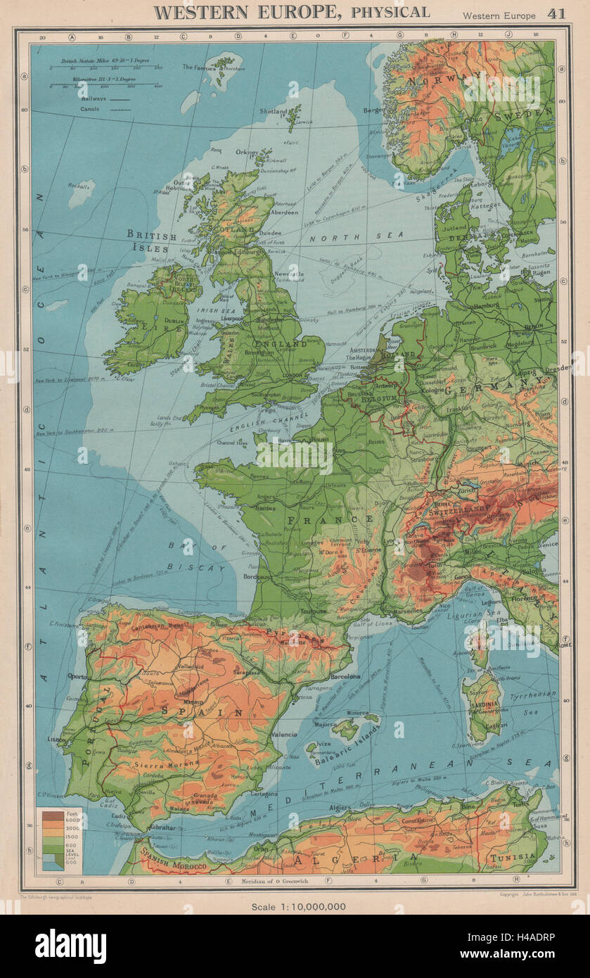 In Europa occidentale. Fisica e ferrovie principali. Bartolomeo 1944 old vintage map Foto Stock