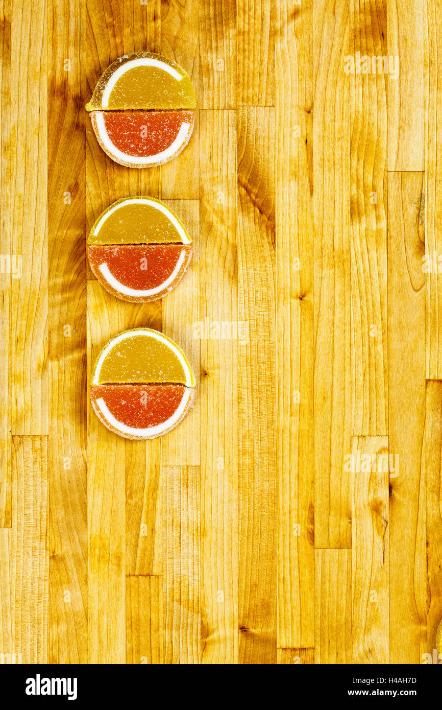 Gelatine di frutta dolci, la disposizione sul tavolo Foto Stock