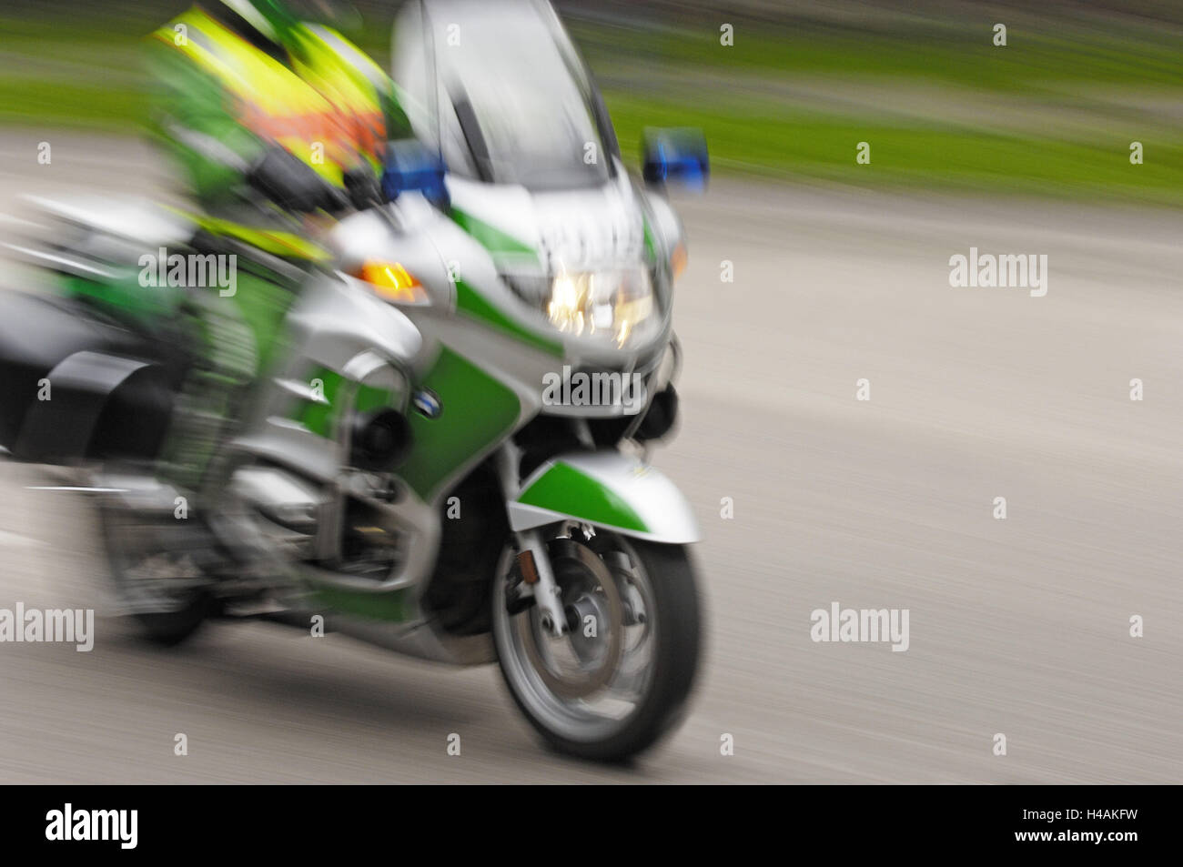Polizia moto, viaggio, sfocature Foto Stock