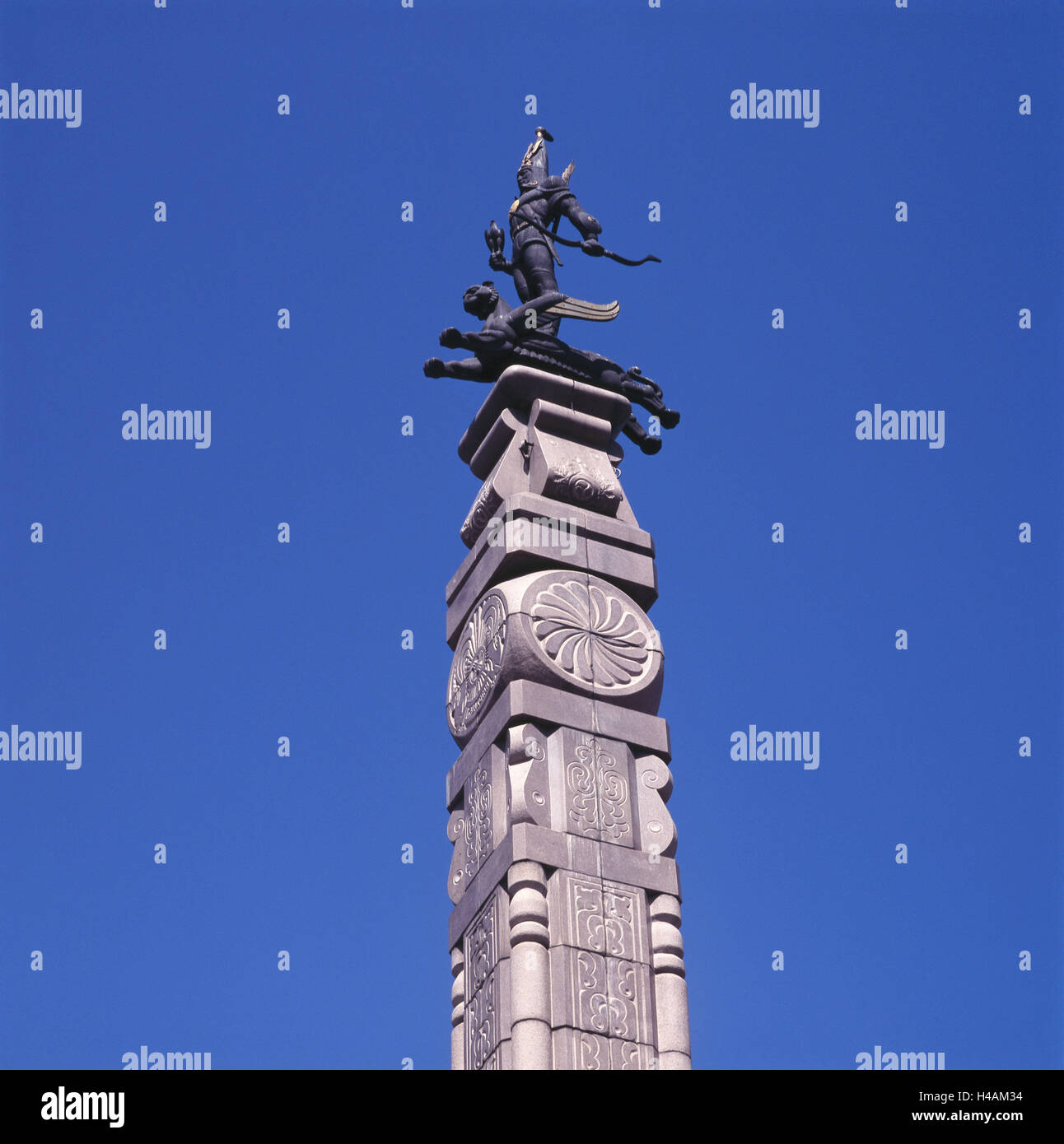 Il Kazakistan, Almaty, torre del cielo blu, torre in pietra, statua, monumento, stele, Foto Stock