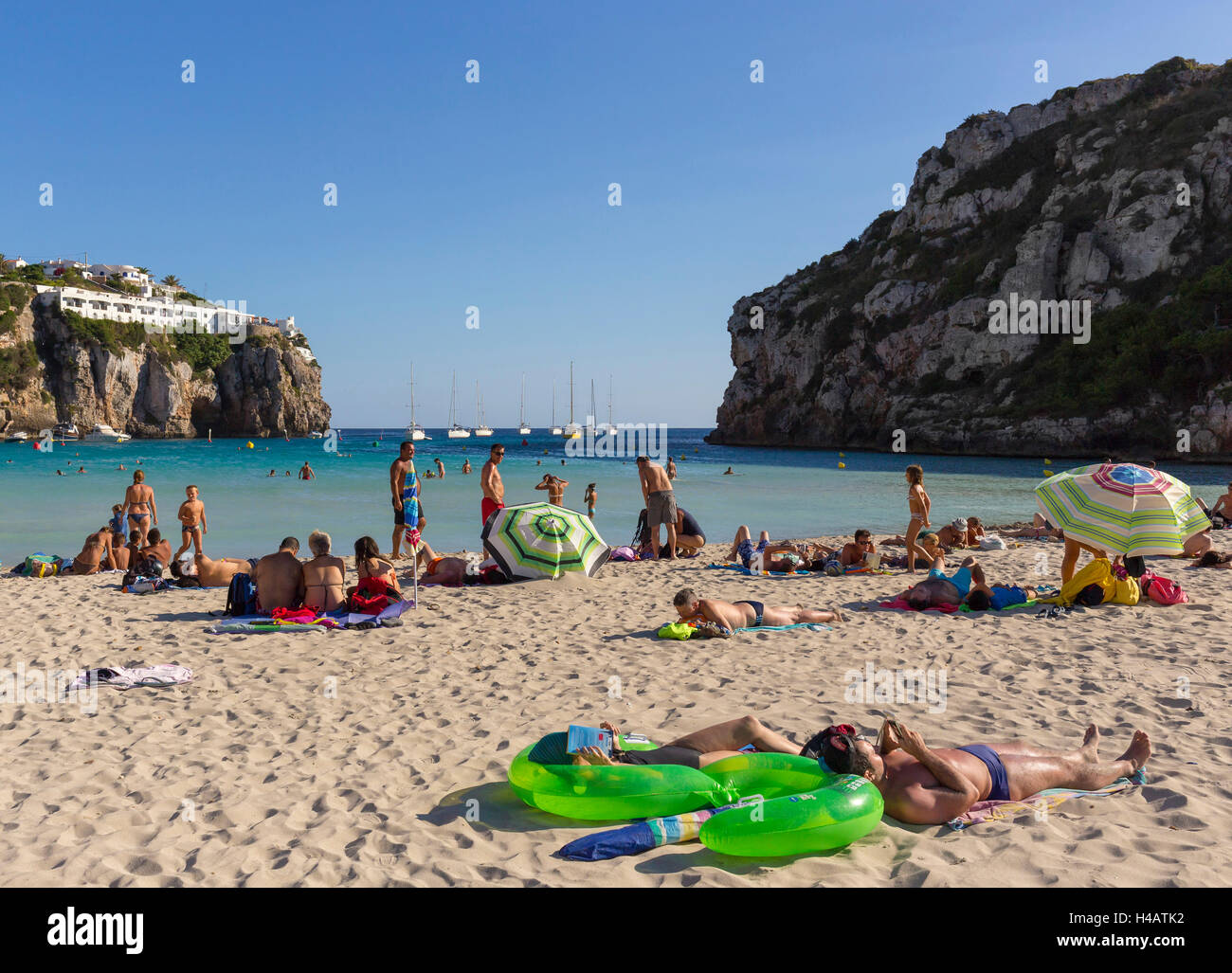 Cala en Porter, costa sud dell'isola Menorca, isole Baleari, Spagna Foto Stock