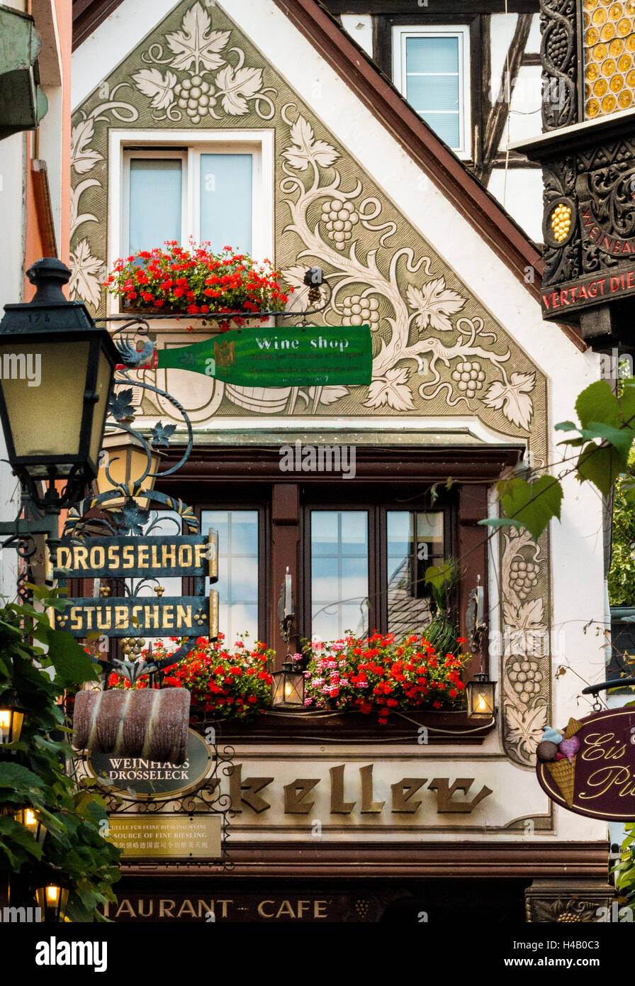 Pub, Wine bar e ristoranti, Drosselgasse, Rudesheim, la Gola del Reno, Germania, Europa Foto Stock