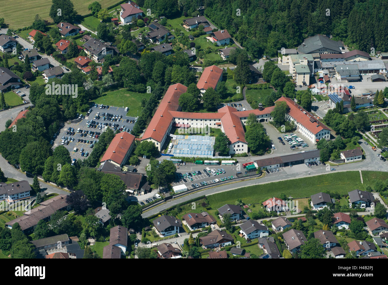 Vertice G7 2015 Castello di Elmau, Garmisch-Partenkirchen, contenitore di prigione, di polizia e di giustizia centro, antenna shot, Baviera, Germania Foto Stock