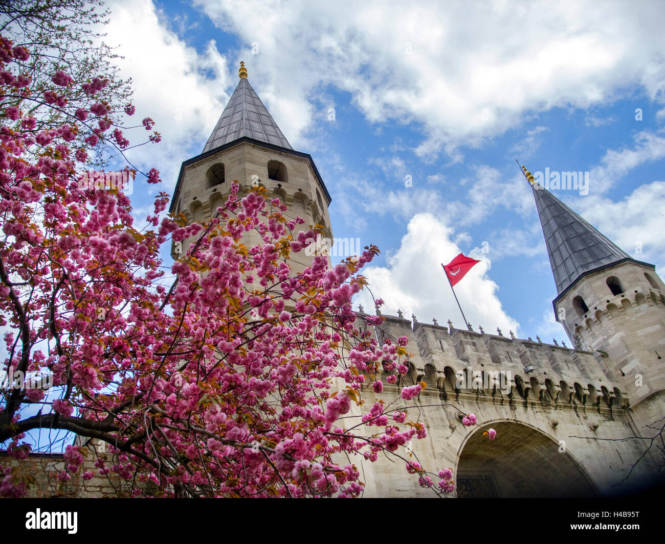 Istanbul, Sultanahmet, Topkapipalast, ingresso principale al palazzo zona fa il Bab mi Hümayun, in larga scala meravigliosa meta Foto Stock