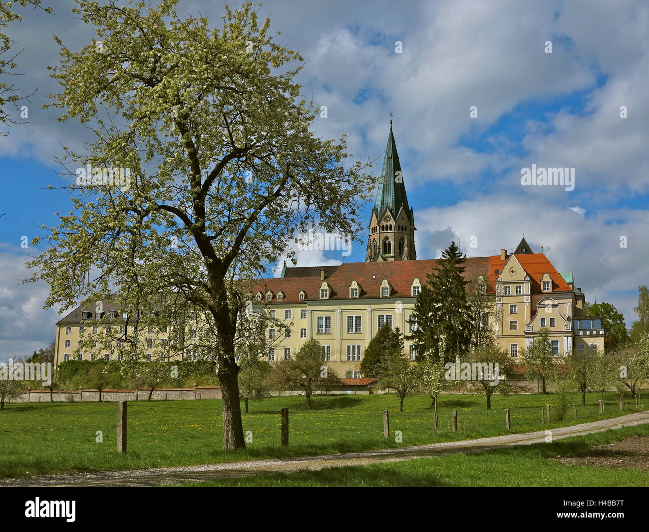 In Germania, in Baviera, arco abbazia Sankt Ottilien Foto Stock