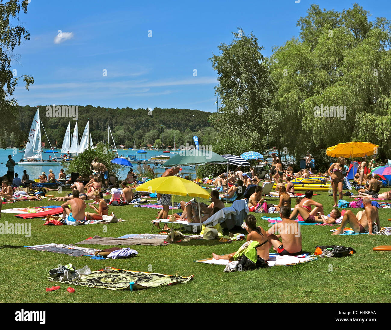 In Germania, in Baviera, area Fünfseenland, al lago worthsee Foto Stock