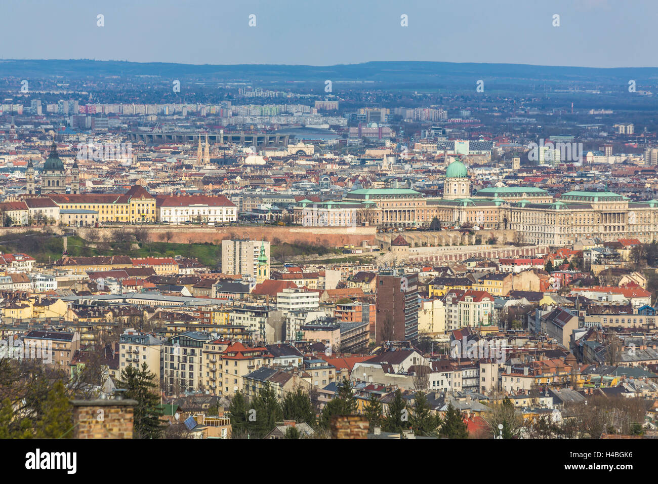 Il Castello di Buda, vista da Buda a Pest, Budapest, Ungheria, Europa Foto Stock