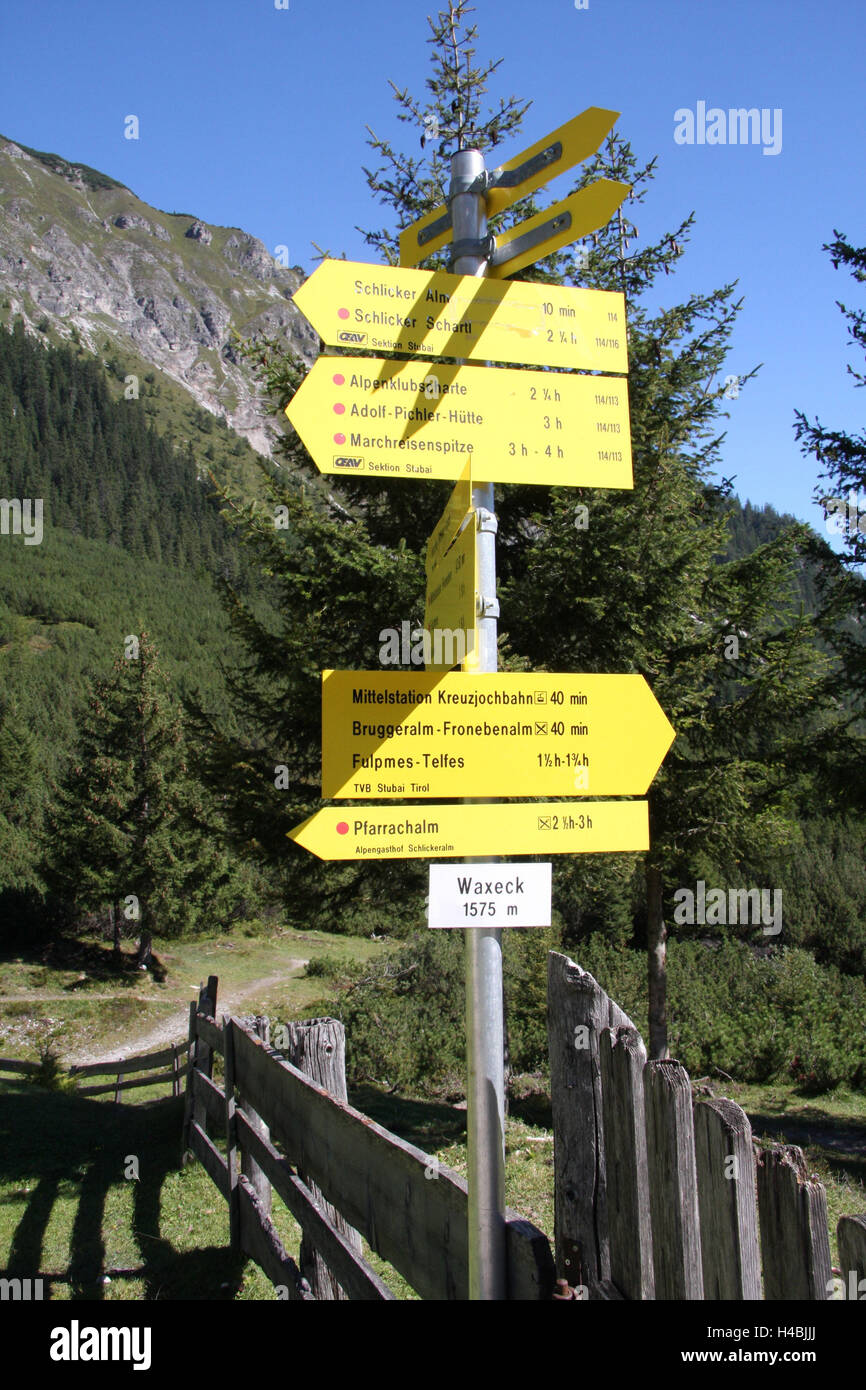 Austria, Tirolo, le Alpi dello Stubai, passeggiate, segnaletica, Foto Stock