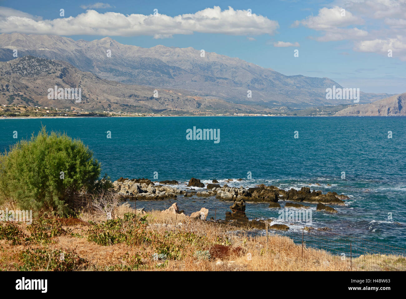 Creta, il paesaggio costiero nei pressi di Georgioupolis Foto Stock