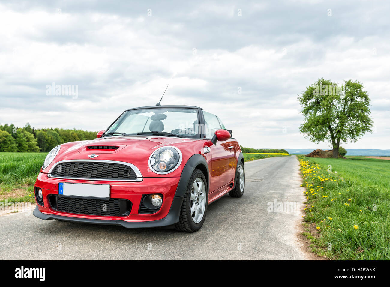 Breuberg, Hesse, Germania, Mini Cooper S cabrio, anno di fabbricazione 2015, Foto Stock