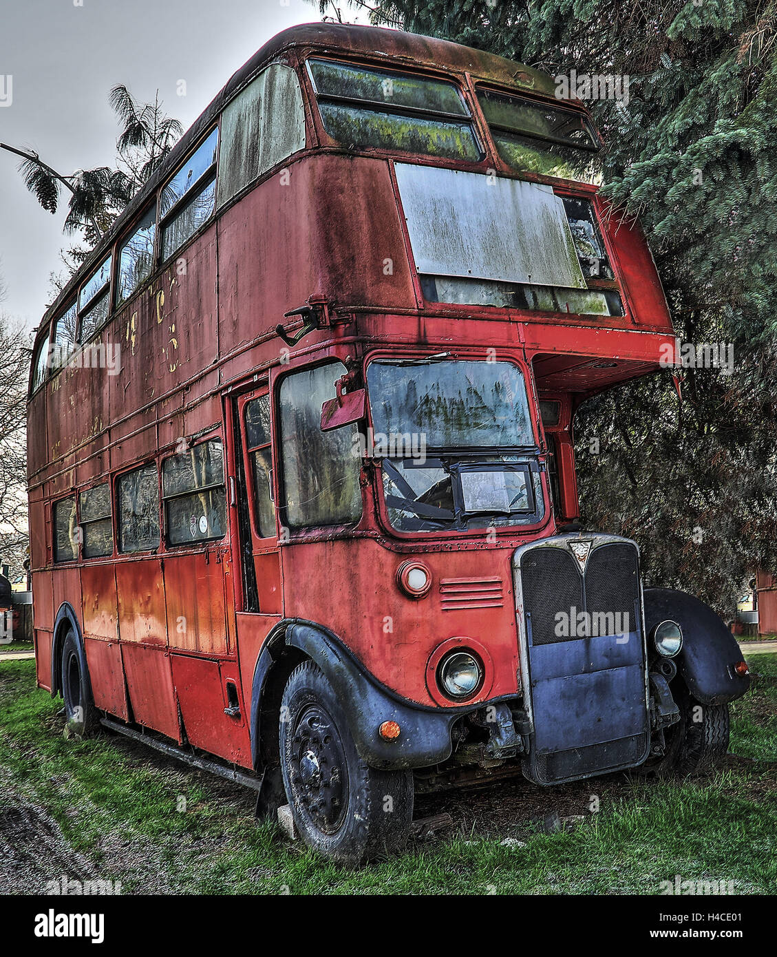 Perduti, old London bus Foto Stock