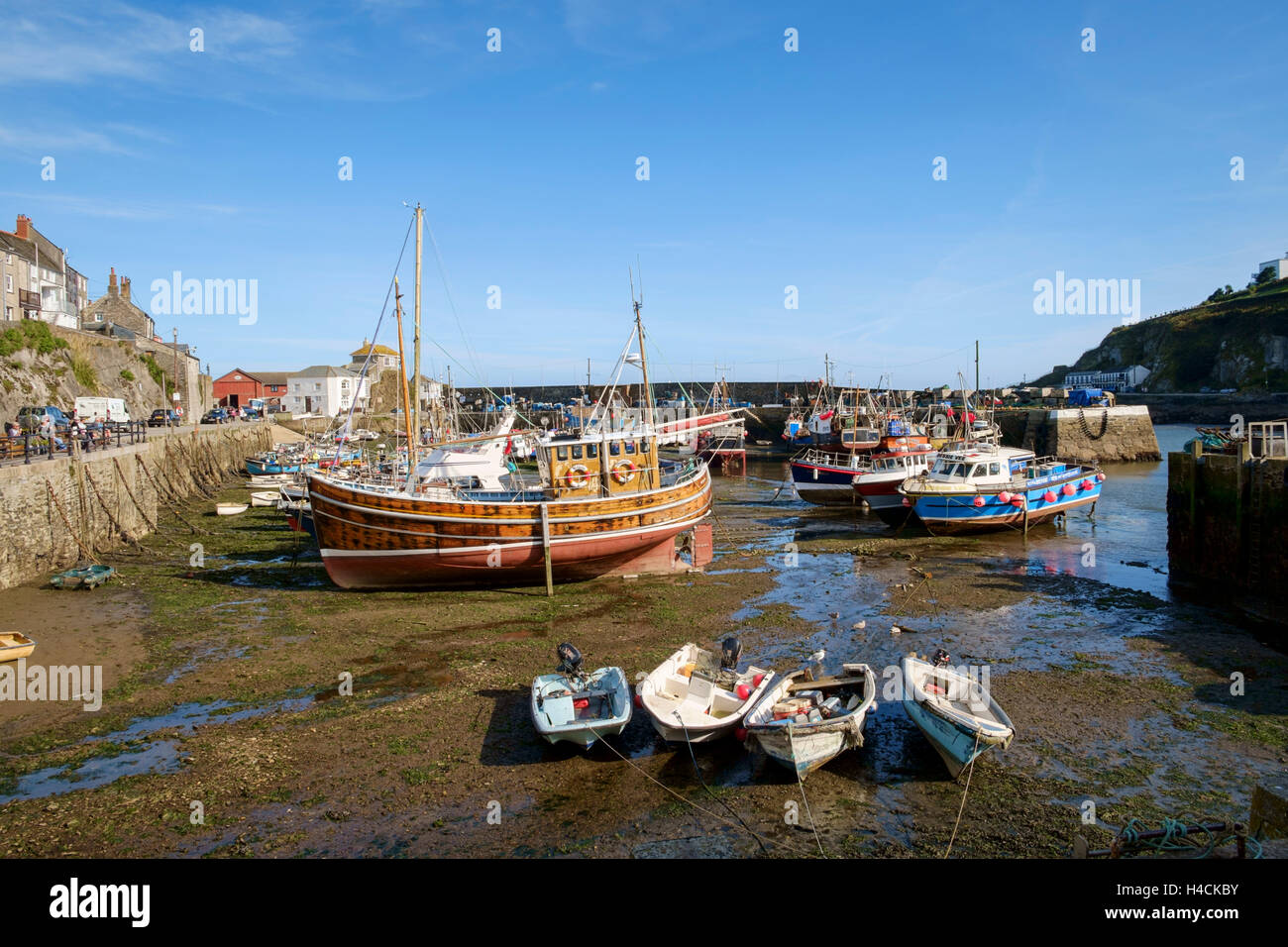 Mevagissey harbor & porto di pesca, Cornwall, England, Regno Unito Foto Stock