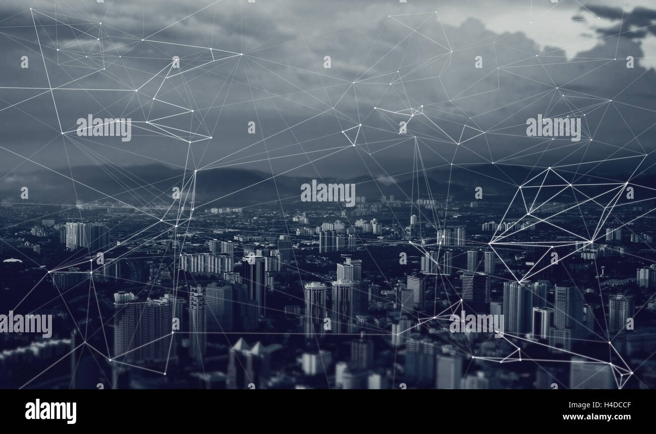 Rete di relazioni e contatti oltre la metropoli , blu tonificante Foto Stock