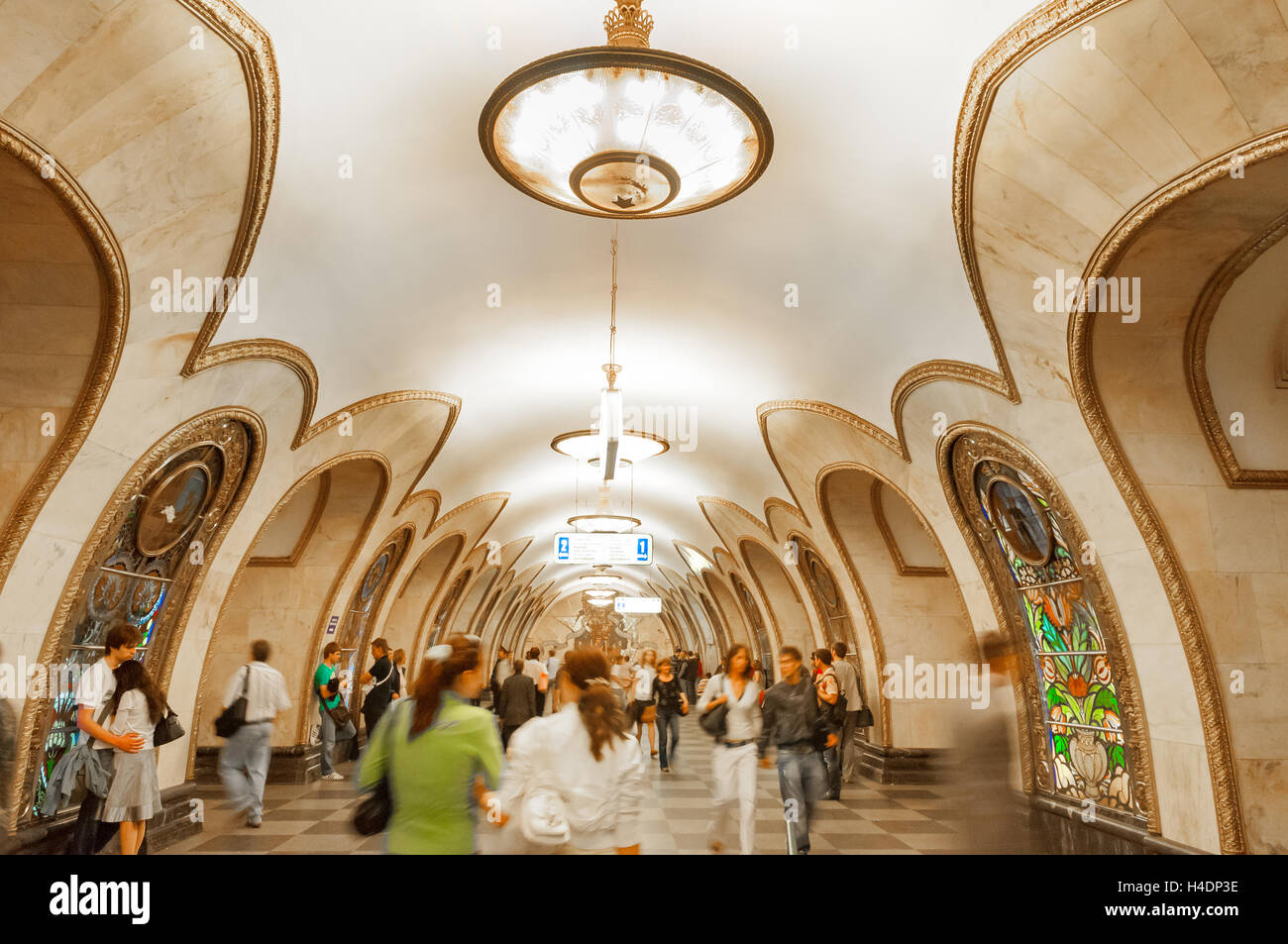 L Art Nouveau Tverskaya la stazione della metropolitana di Mosca, Russia Foto Stock