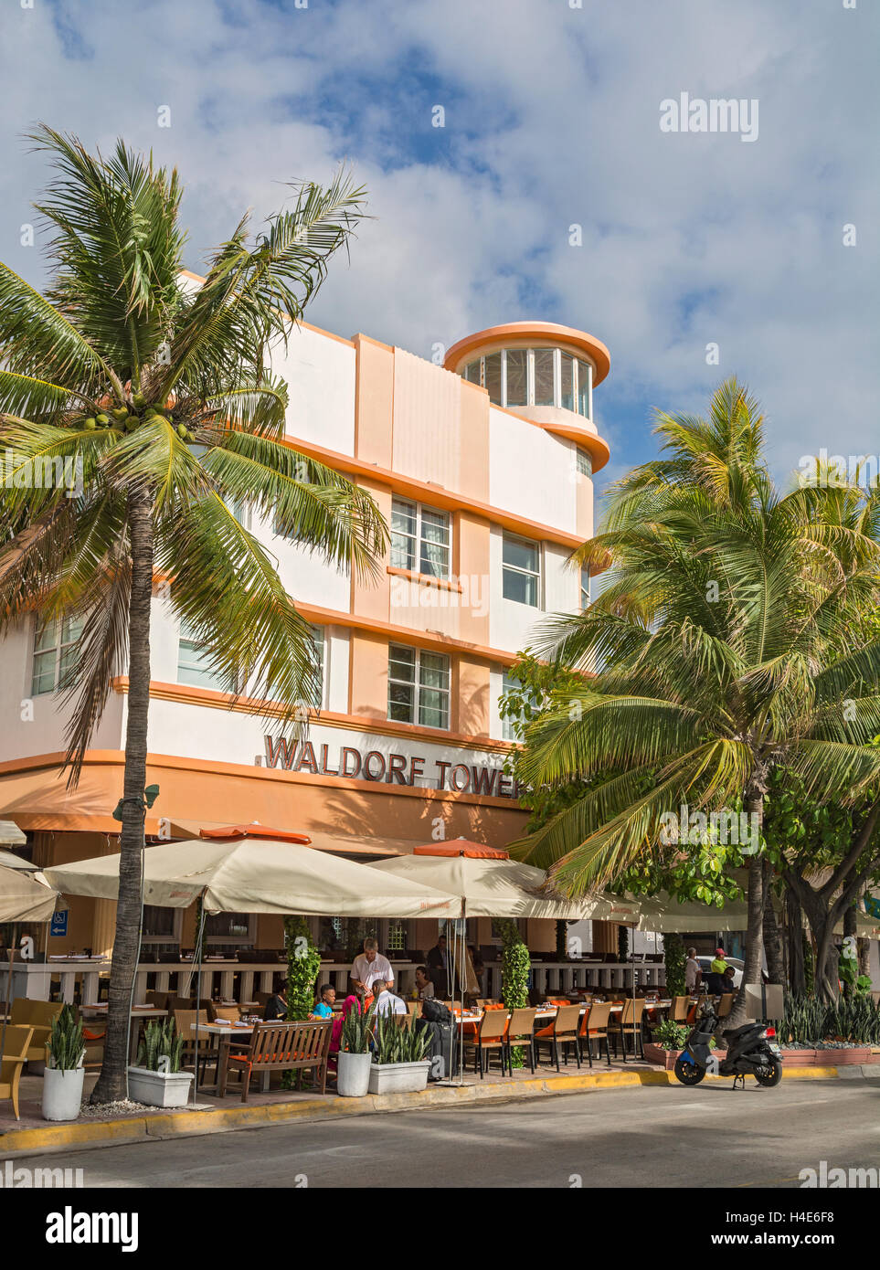 Florida Miami Beach Art Deco District, Ocean Avenue, Waldorf Towers Hotel, Ristorante Foto Stock