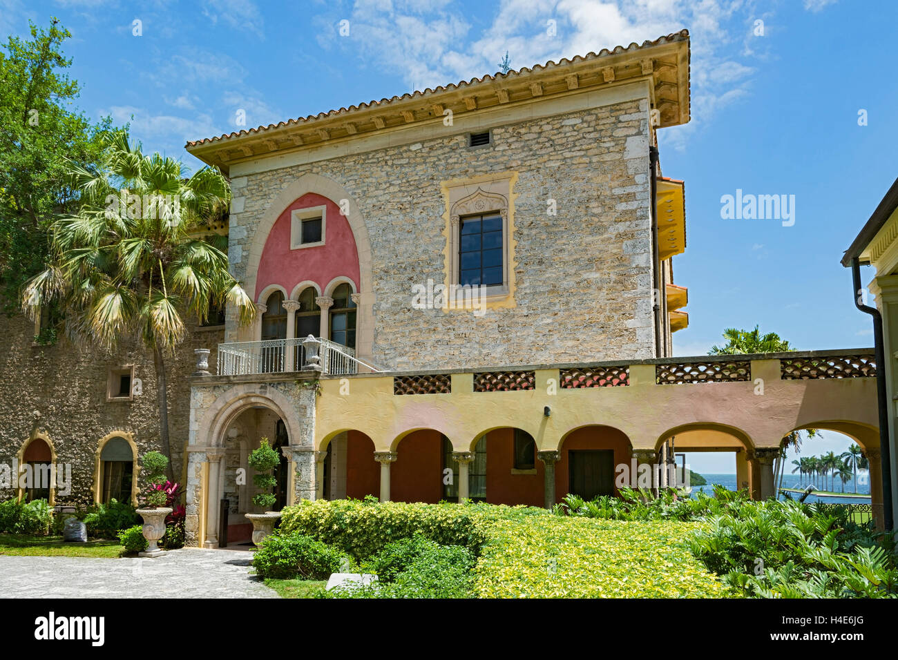 Florida, Miami-Dade County, Palmetto Bay, la Deering Estate alla Cutler, casa di pietra ingresso anteriore Foto Stock