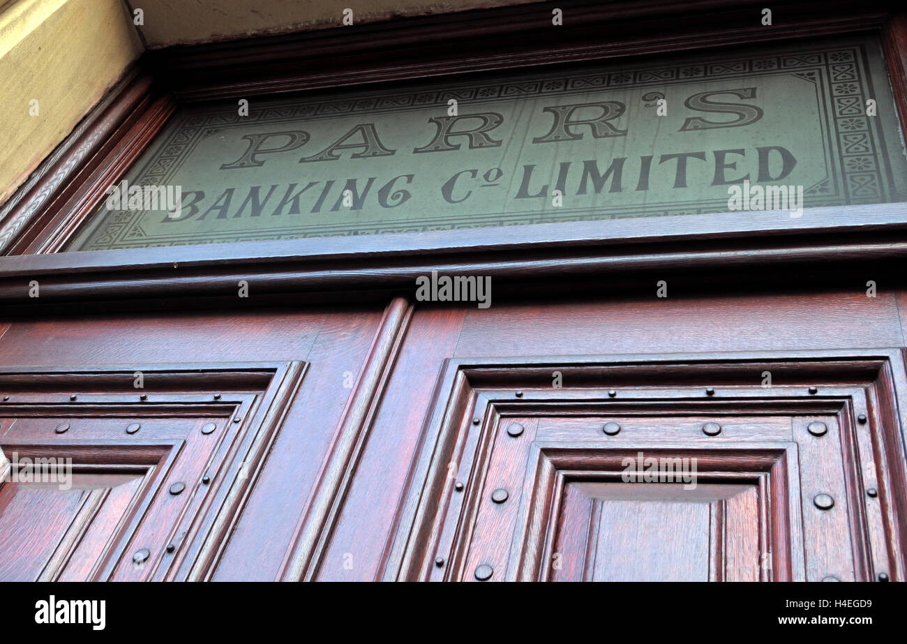 Parrs Banking Co Limited,succursale in Warrington,Cheshire, Inghilterra - ex ramo principale Foto Stock