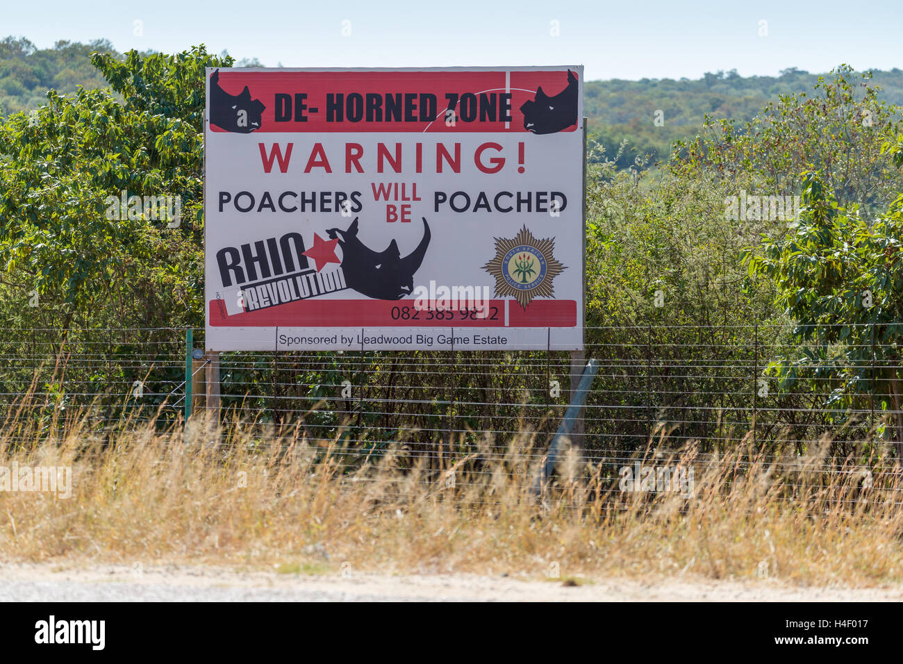 Segnale di avvertimento per i cacciatori di frodo, Manyeleti Game Reserve, Sud Africa Foto Stock