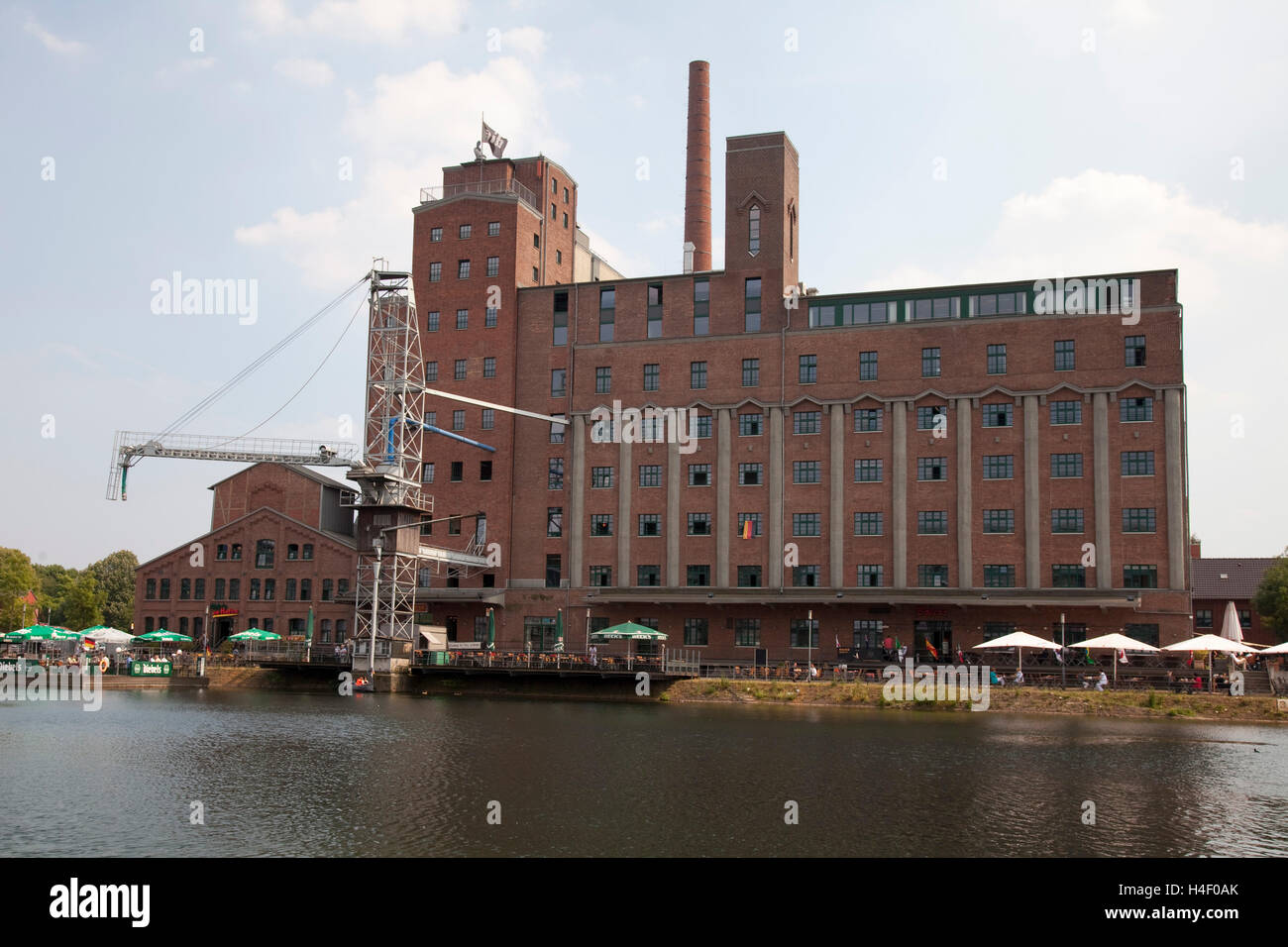 Werhahnmuehle, ristorante, ufficio e edificio del museo, il porto interno di Duisburg, Ruhrgebiet regione Renania settentrionale-Vestfalia Foto Stock