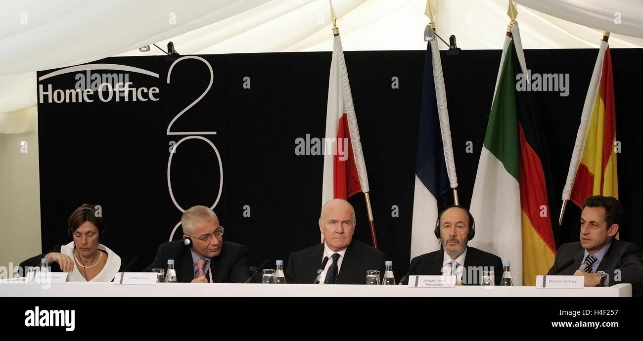 L) Dawn Primarolo, Ludwik DORN, Home Secretary John Reid, Ajfredo Perez Rubalcaba, Spagna, Nicolas Sarkozy, Francia Foto Stock