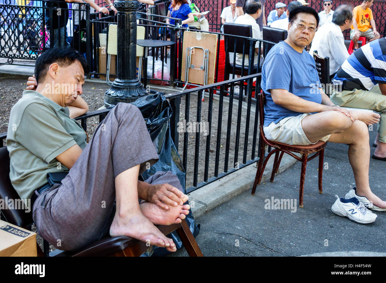 New York City,NY NYC,Manhattan,Lower East Side,Sara Delano Roosevelt Park,Neighborhood Park,Asian Asians etnia immigranti minoranza,adulto,annuncio Foto Stock