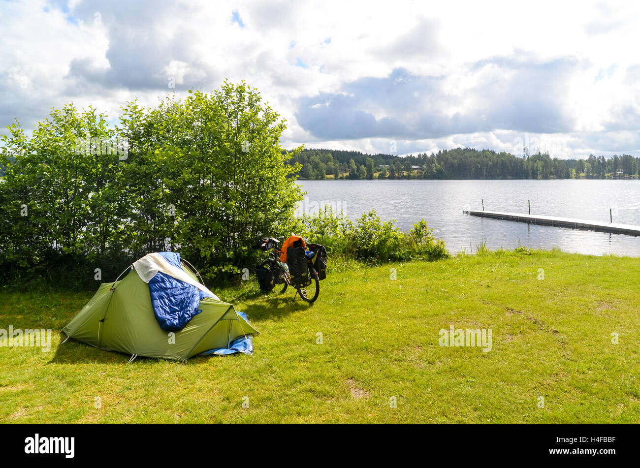 La tenda e bicicletta in Takene, Svezia Foto Stock