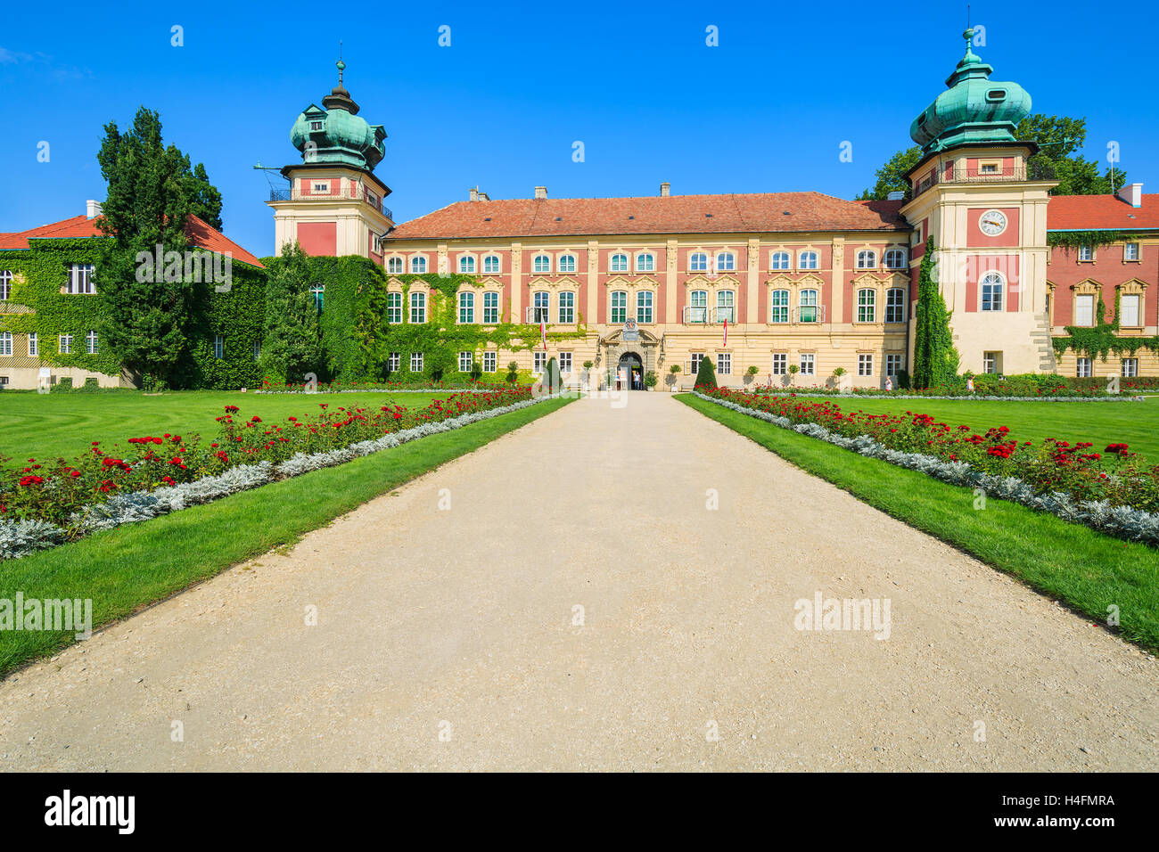 Ingresso al bellissimo Castello Lancut su soleggiate giornate estive, Polonia Foto Stock