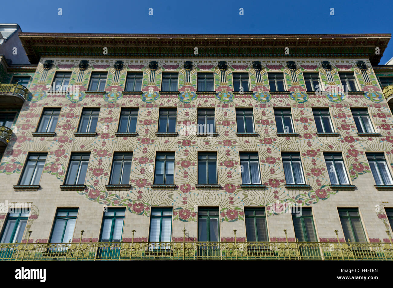 Majolikahaus. Edificio da Otto Wagner (1898). Vienna, Austria Foto Stock