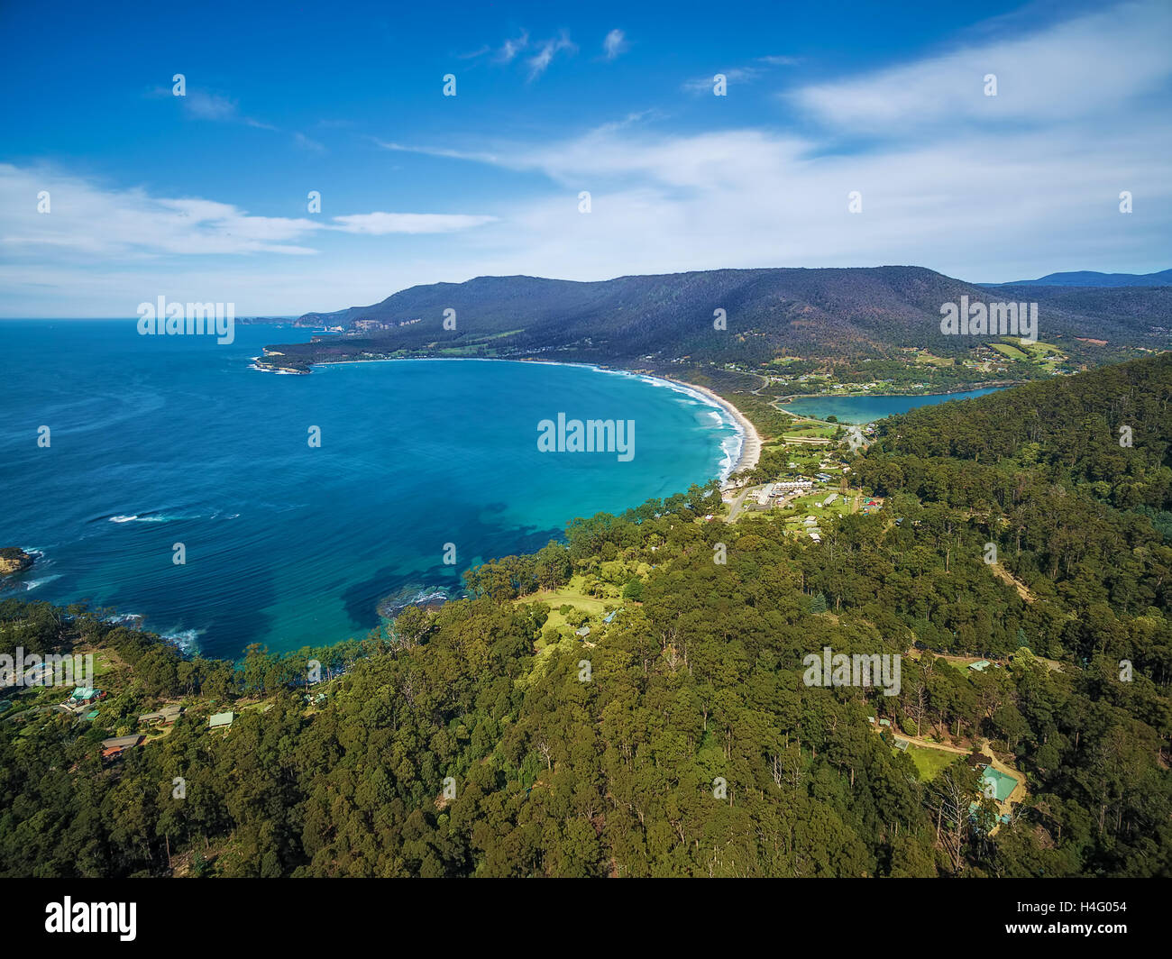 Vista aerea del Eaglehawk Neck, East Coast, Tasmania, Australia Foto Stock