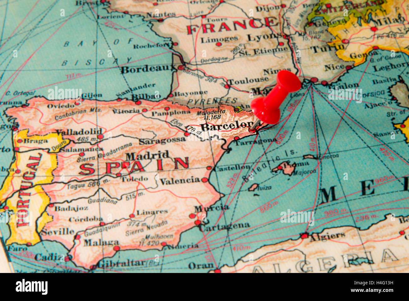Barcellona, Spagna imperniata su vintage Mappa di Europa Foto Stock