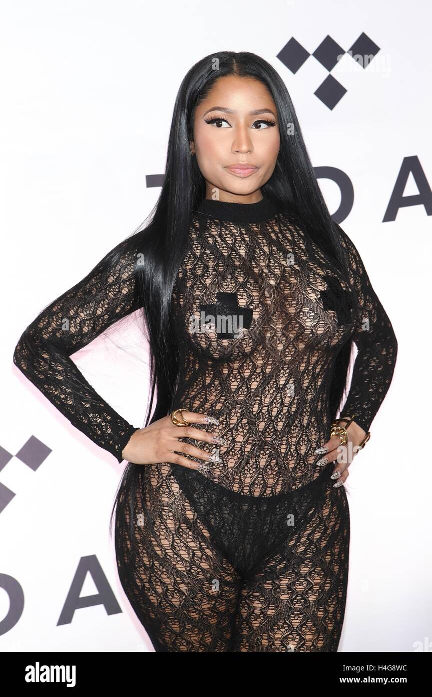 New York, NY, STATI UNITI D'AMERICA. 15 ottobre, 2016. Nicki Minaj assiste tidal di seconda annuale Festival filantropica, TIDAL X: 1015 in collaborazione con Robin Hood presso Barclays Center su ottobre 15, 2016 a New York City. Credito: Diego Corredor/media/punzone Alamy Live News Foto Stock