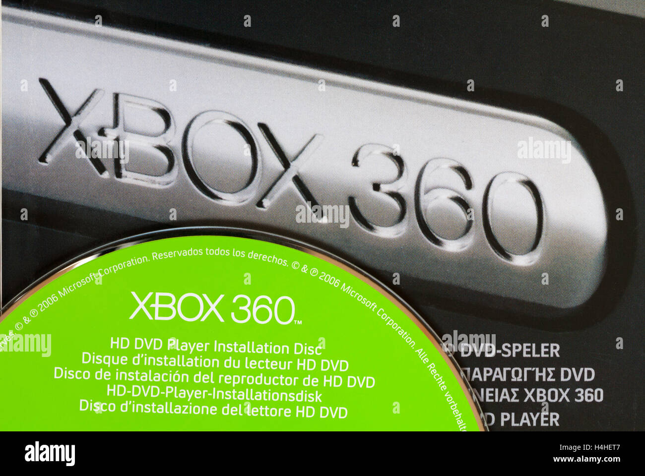 Xbox 360 un lettore HD DVD disco di installazione su scatola Foto stock -  Alamy