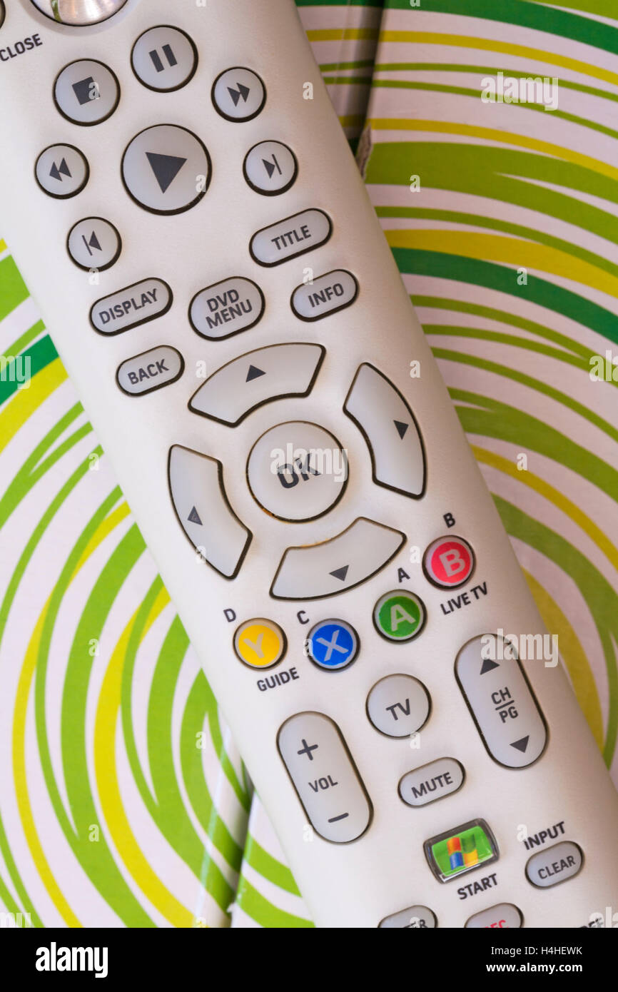 Xbox 360 un lettore HD DVD telecomando sulla scatola Foto Stock