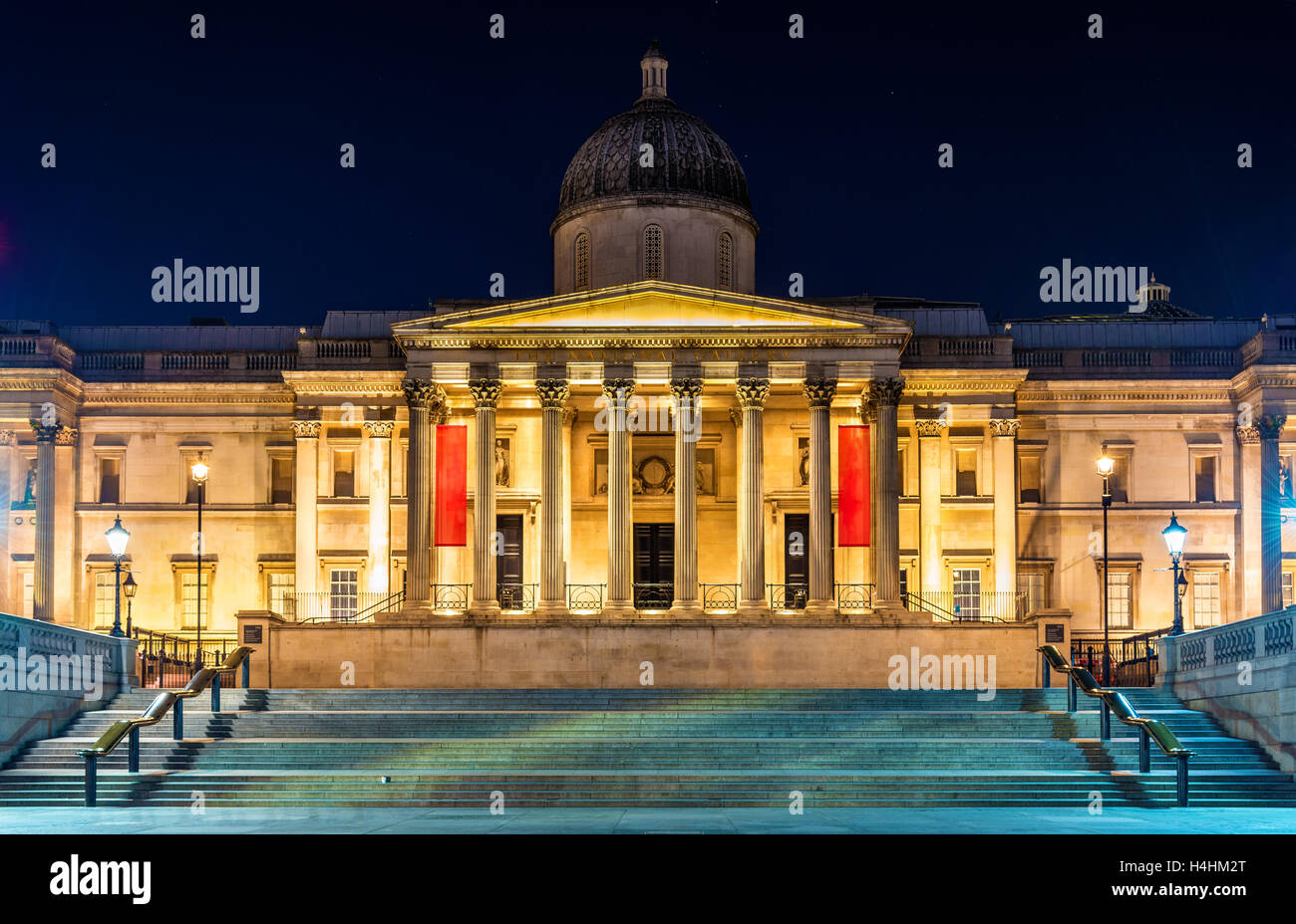 La National Gallery in Trafalgar Square, Londra Foto Stock